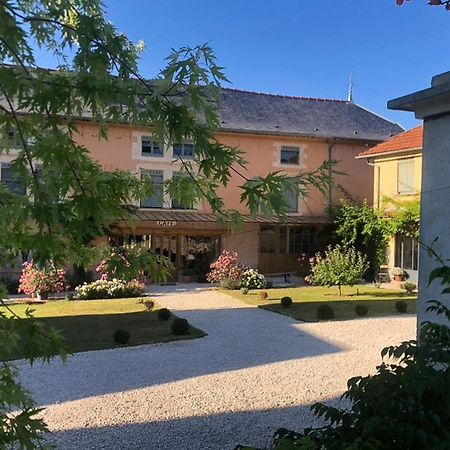 Domaine Hotel De France Cunfin Zewnętrze zdjęcie